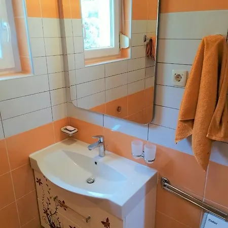 Zafaranic Apartment